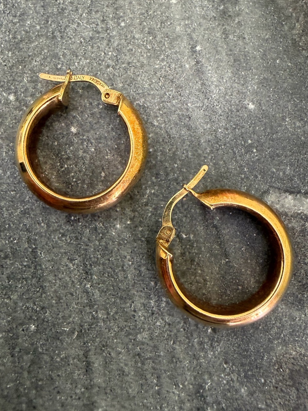 Vintage Gold Sterling 3/4 inch Hoop Earrings - Picture 3 of 11